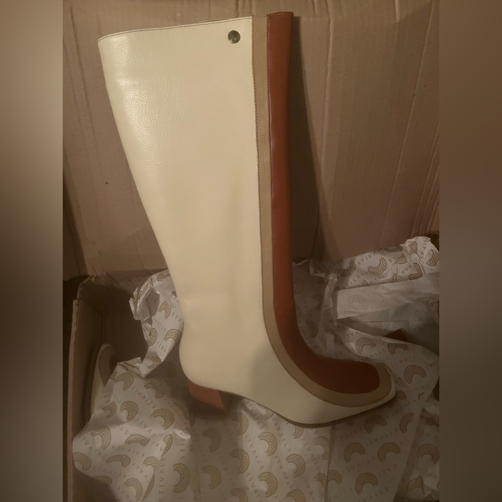 70s Revival Leather Colorblock Knee-High Heeled Boots - Picture 14 of 15